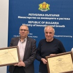 Министър Стойчева връчи три сертификата за инвестиционни проекти за над 17,7 млн. лв. в София и Омуртаг 