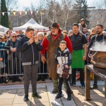 Ямболски ученици готвиха с Ути Бъчваров на фестивала „Кукерландия“