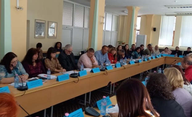 Държавната агенция за закрила на детето проведе втора междуинституционална среща