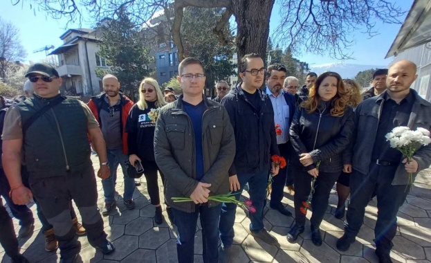 Днес сутринта народни представители общински съветници членове исимпатизанти на Възраждане