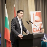 Над 500 социалисти от цялата страна учредиха движение "Бузлуджа" в БСП