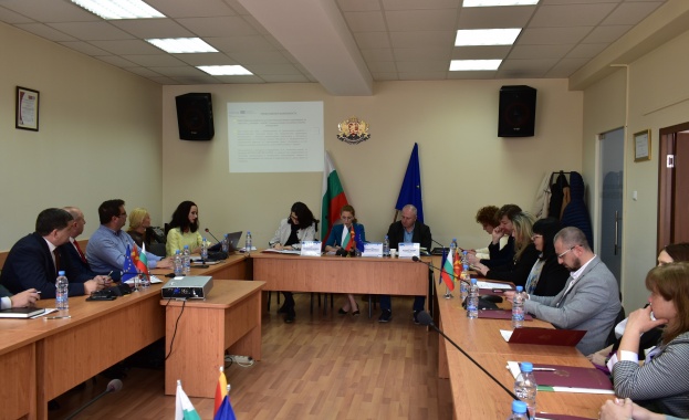 Реалното изпълнение на проекта за строителство на граничния пункт Струмяни Берово