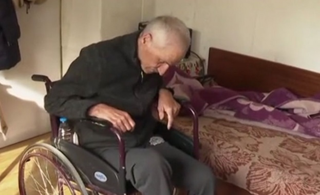 НЗОК ревизира решението си и мъж от Пловдив ще получи акумулаторна инвалидна количка