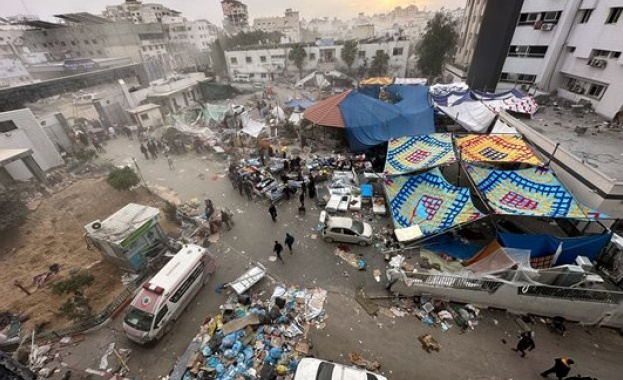 Израелските сили и палестински бойци влязоха в близки сражения около