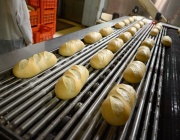 След поскъпването на горивата: Ще скочат ли цените на хляба и закуските в Северозапада? 