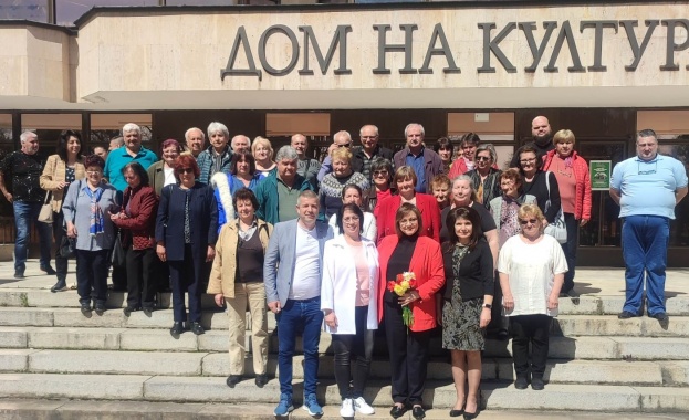 Нинова в Севлиево: ПП-ДБ върнаха Борисов на власт, а Радев го бетонира