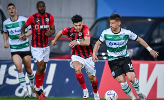 Черно море победи Локомотив София с 3:0 и задмина ЦСКА 