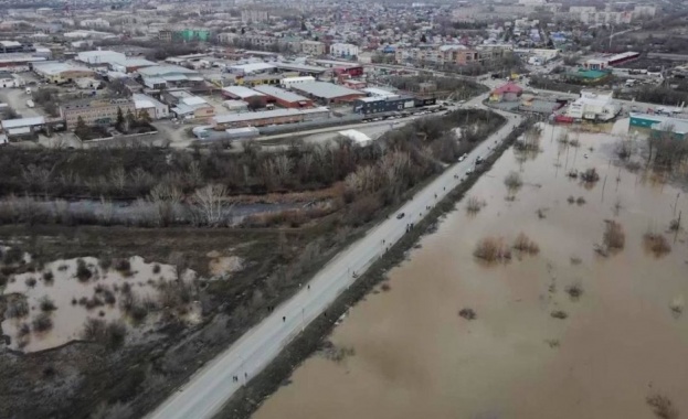 Протест в Орск след наводненията заради скъсана язовирна стена