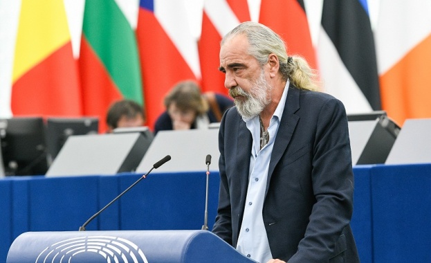 Андрей Слабаков: Лекарства за Европа, но при какви условия