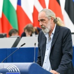 Андрей Слабаков: Лекарства за Европа, но при какви условия