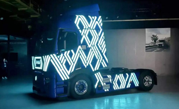 Renault Trucks тръгва на европейско турне с ярък, напълно електрически