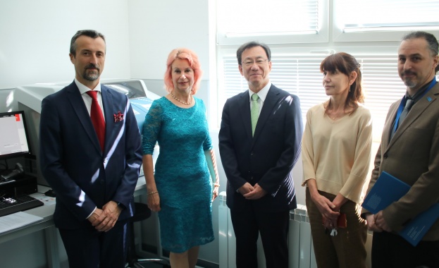 Фондация Азия-Европа с дарение за Националния център по заразни и паразитни болести