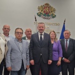 Министър Милошев: Бизнесът трябва да работи, а администрацията да го подкрепя