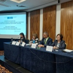 Министър Коритарова: Подписването на споразумения по инвестиционната програма за общински проекти ще продължи