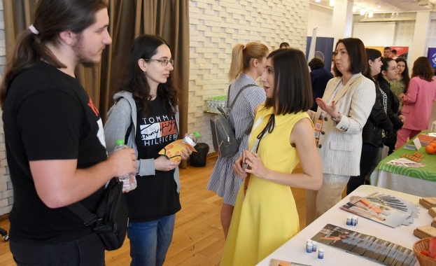 105 компании работодатели и 4700 кандидати в търсене на възможности по време на Национални дни на кариерата 2024