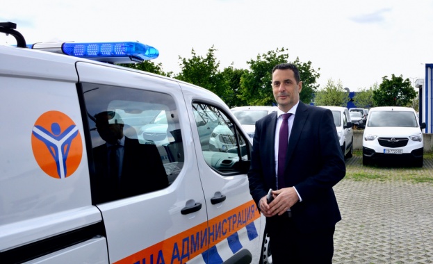 С нови 80 автомобила за контрол изцяло обновяваме автопарка на