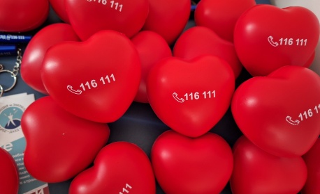 13 500 са обажданията на Националната телефонна линия за деца 116 111 на Държавната агенция за закрила на детето за първите шест месеца на годината