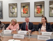 Министър Милошев се срещна с представителите на екскурзоводите в България