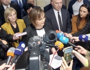 Нинова: Искаме оставката на Росен Желязков заради безпрецедентната му заповед за затваряне на устата на опозицията