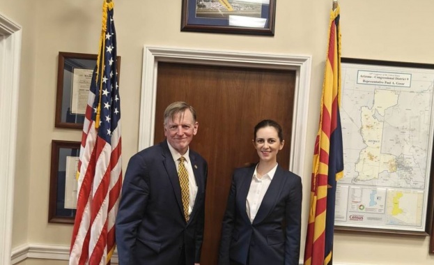 "Възраждане" на Костадинов се срещна с част от екипа на Тръмп в САЩ