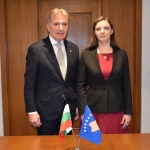 Министър Николов и икономическият министър на Косово обсъдиха активизиране на търговските отношения 