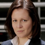 Начело на политическия кабинет на МТ застава юристът с международен опит д-р Веселина Панова