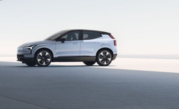 Компактният SUV Volvo EX30 беше удостоен с престижната награда Red