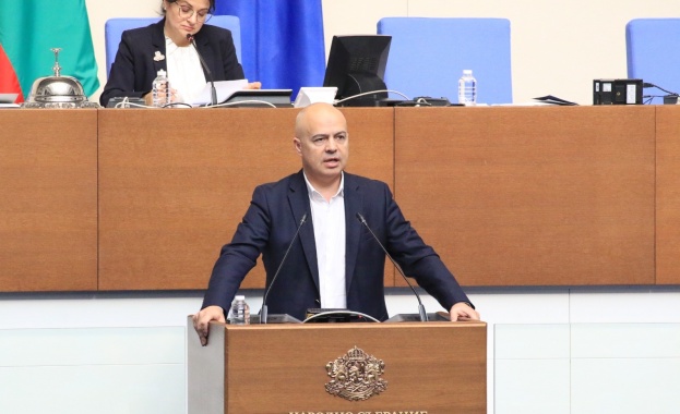 Георги Свиленски: Днес се доказа, че Ваня Григорова е патерица на Бойко Борисов