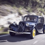 Citroën чества 90-годишнината на легендарния „Автомобилът със 100 патента” Traction Avant
