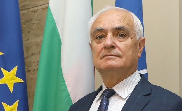 Министър Запрянов: 2025 година ще бъде запомнена с придобиването на системи и платформи, ключови за нашата отбрана Министър Запрянов: 2025 година ще бъде запомнена с придобиването на системи и платформи, ключови за нашата отбрана