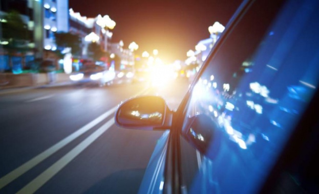 Ако чувствате че сте постоянно заслепени докато шофирате през нощта
