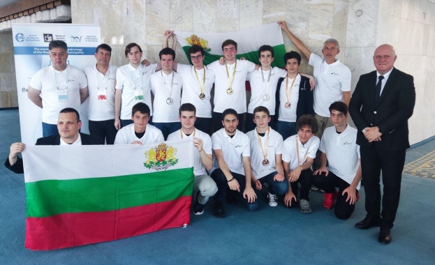 Българските участници в Балканската олимпиада по математика във Варна спечелиха
