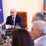 Премиер Главчев: Редовно правителство би сложило край на политическата криза