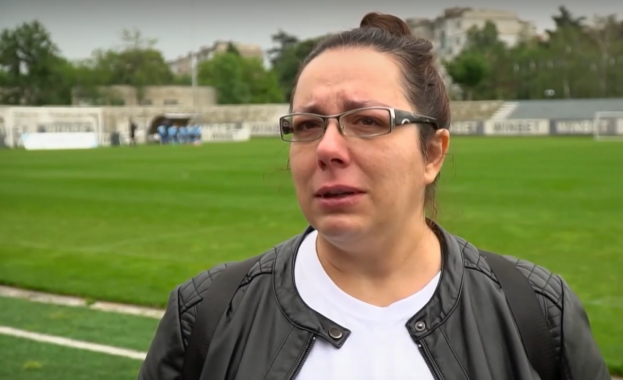 За първи път след загубата на детето си само пред