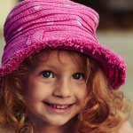 Усмихни се и светът се ...