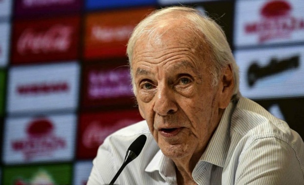 Сесар Луис Меноти който изведе Аржентина до световната титла през