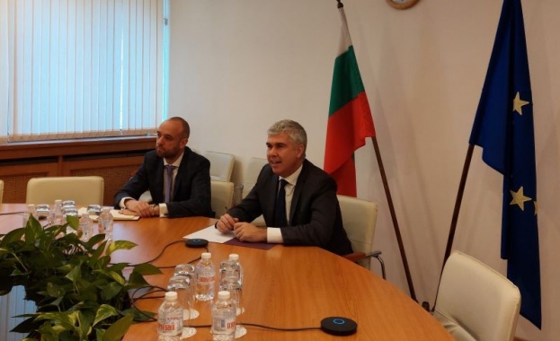 Владимир Малинов: България е готова да помогне на Украйна за възстановяване на електроенергийната система
