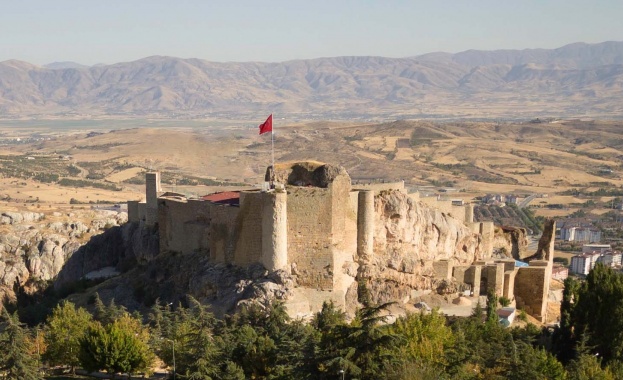 Експресният влак на Месопотамия е най-популярната опция за пътуване из Турция