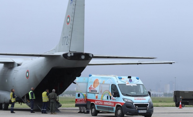 Екипаж от 16 а авиобаза Враждебна със самолет C 27J Спартан извърши