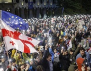 Спорният закон за чуждестранните агенти изкара хиляди на протест в Грузия