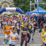 Над 800 души от 13 държави бягаха с кауза на Маратон на приятелството в Плевен