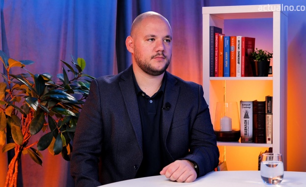 Калоян Константинов: Често в политиката това, което си мислим, че е конспирация, е случайност или глупост