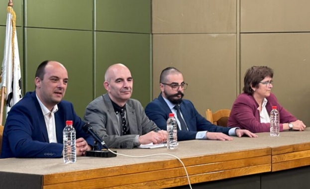 Основната задача на Възраждане в следващия Европейски парламент е той