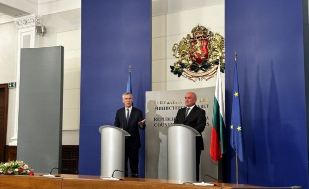 Темата за изпращане на български войници в Украйна е типичен