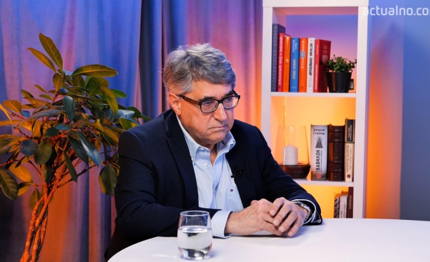 Проф. Румен Кънчев: Изоставането на Европа е изключително голямо в индустриалната област и военното производство Проф. Румен Кънчев: Изоставането на Европа е изключително голямо в индустриалната област и военното производство