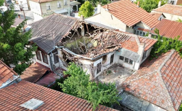 Правителството възложи на министъра на културата Найден Тодоров в най кратък