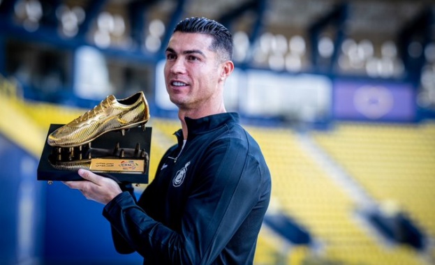 Кристиано Роналдо получи Златната обувка на първенството на Саудитска Арабия