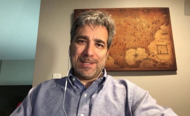 Американците са разделени няма монолитно обществено мнение състезанието на