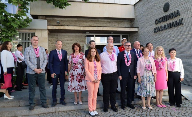 Сектор Розопроизводство има подкрепата на Министерството на земеделието и храните