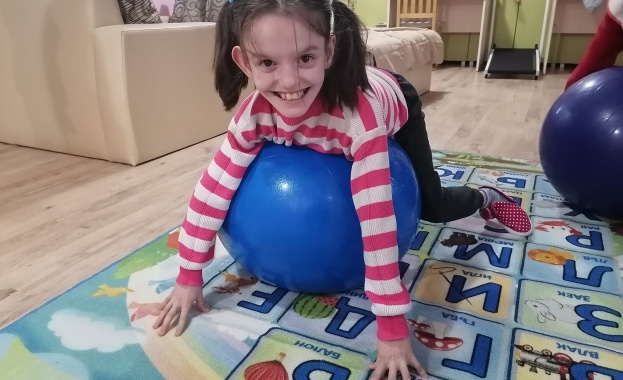 Фондация Сийдър бе отличена с награда Златна ябълка на Национална